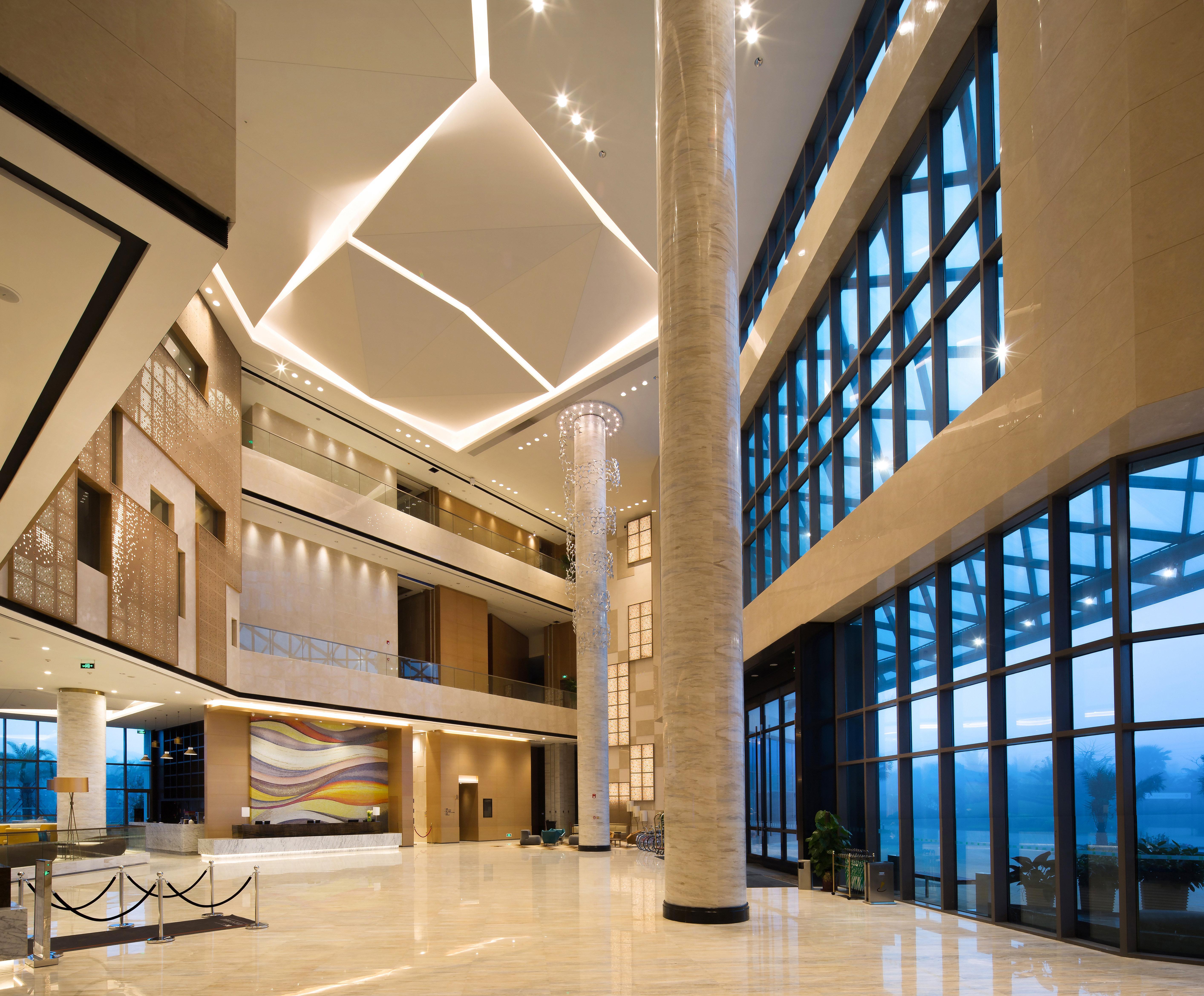 Holiday Inn Haikou West Coast By Ihg Exterior photo