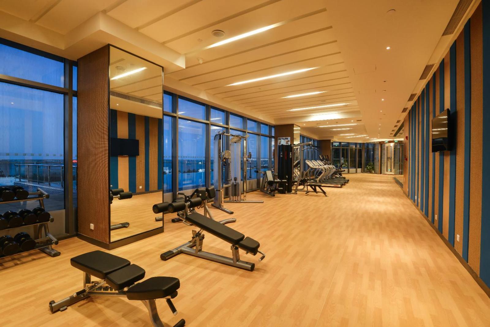 Holiday Inn Haikou West Coast By Ihg Exterior photo