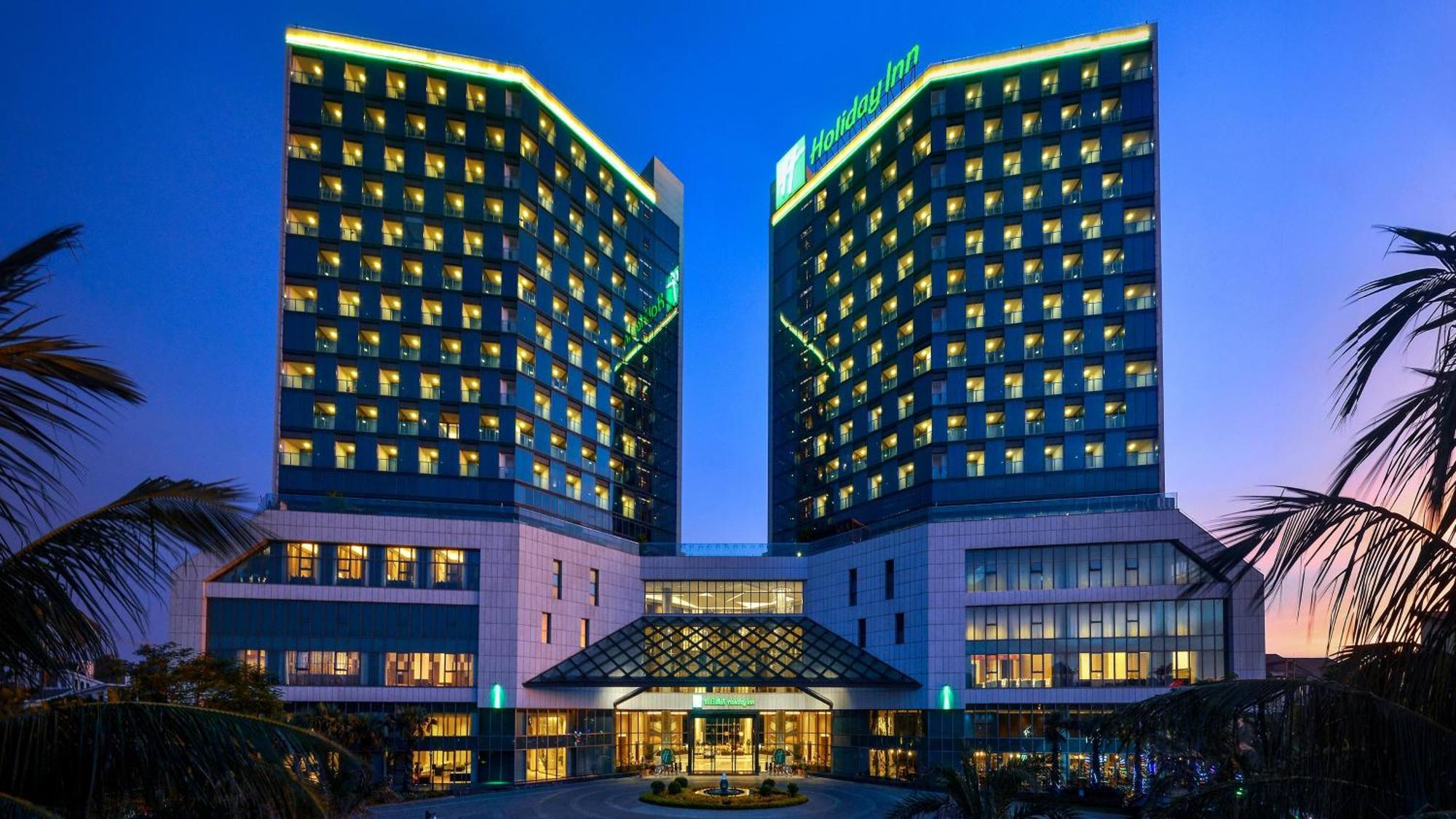 Holiday Inn Haikou West Coast By Ihg Exterior photo